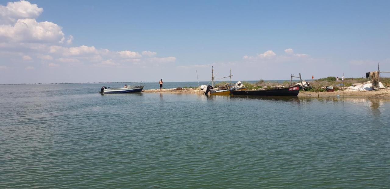 Kambodzha Na Dynae Vila Vylkove Exterior foto