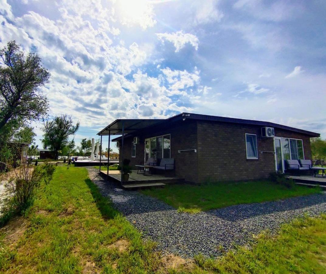 Kambodzha Na Dynae Vila Vylkove Exterior foto