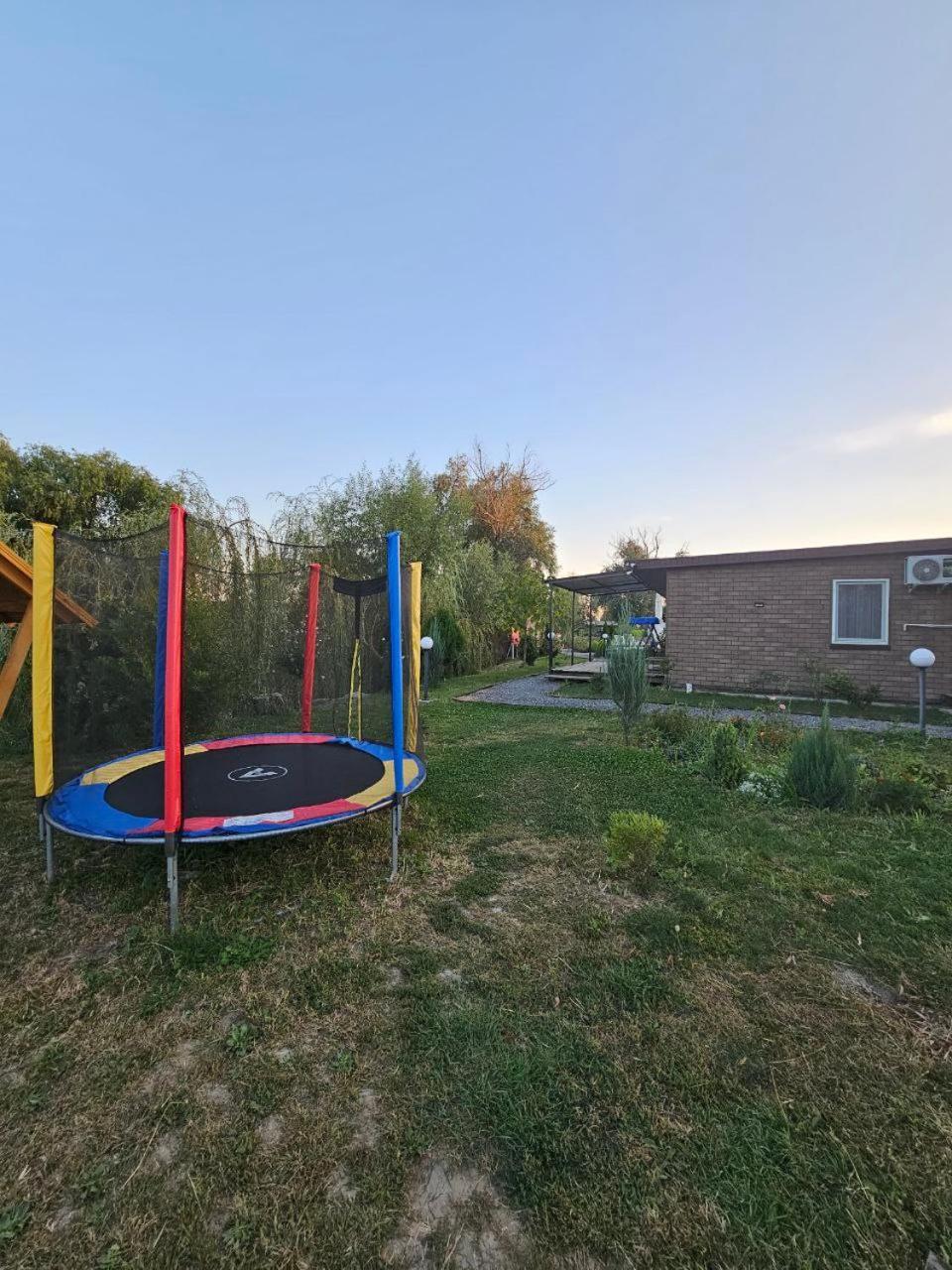 Kambodzha Na Dynae Vila Vylkove Exterior foto
